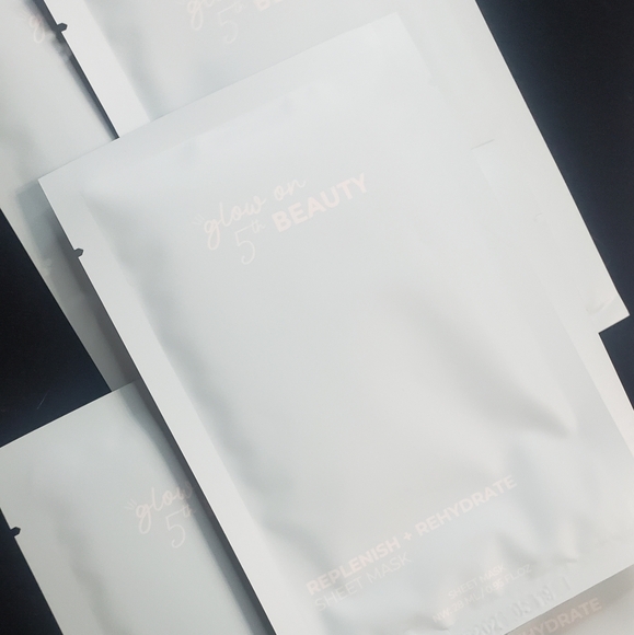 Glow on 5th Replenish + Rehydrate Sheet Masks Box of 5 - Picture 6 of 6